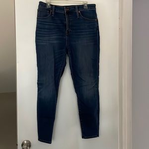 Madewell Jeans size 32 curvy high rise skinny